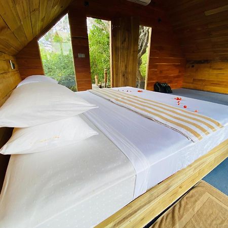 Mamba Yala Hotel Тисамахарама Екстериор снимка