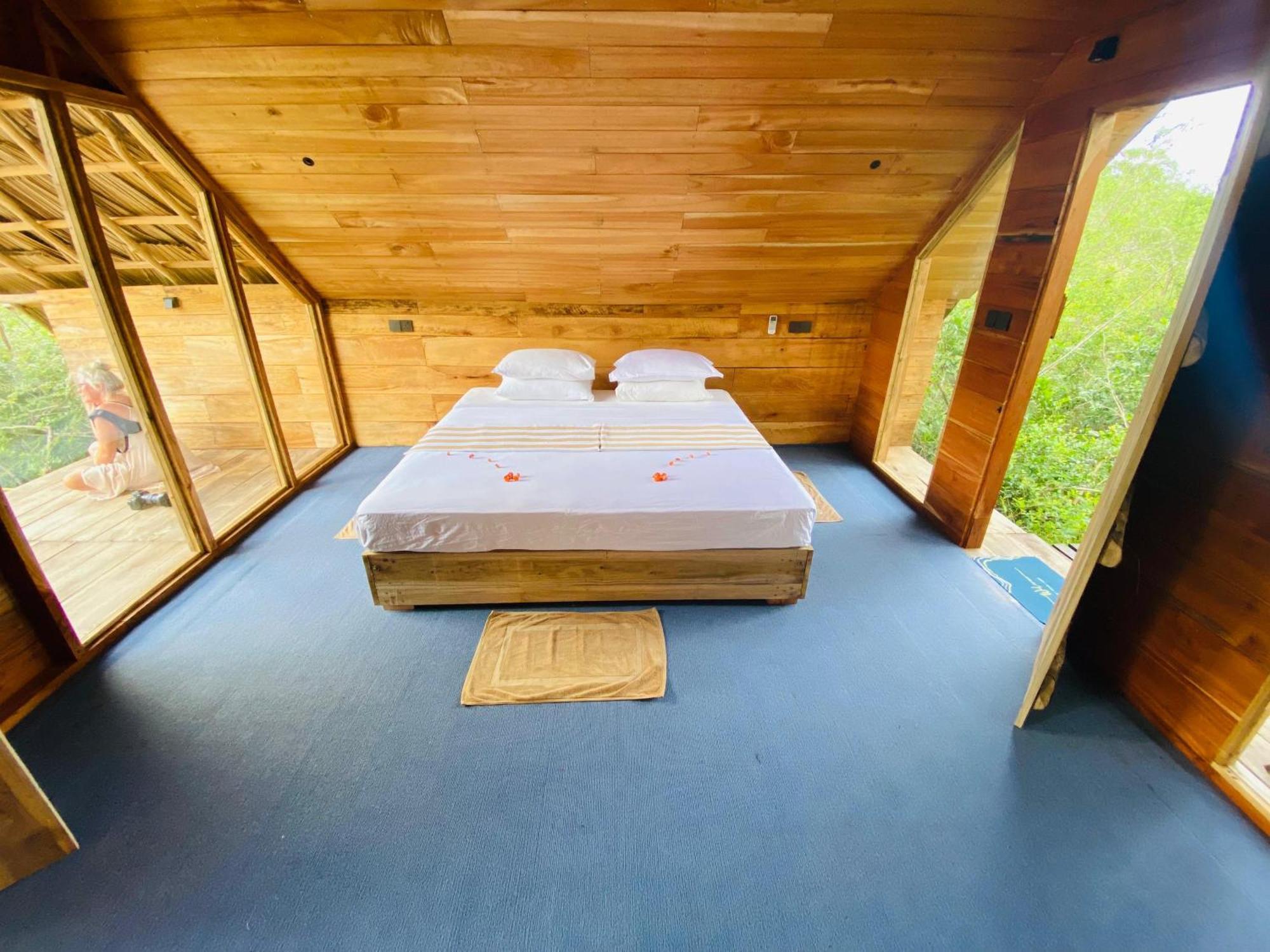 Mamba Yala Hotel Тисамахарама Екстериор снимка